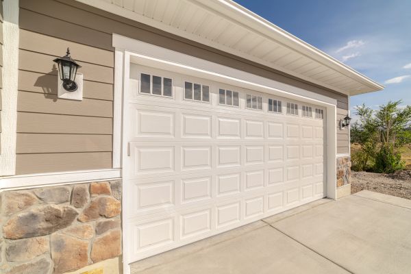 Cost of Garage Lifting in Chesapeake